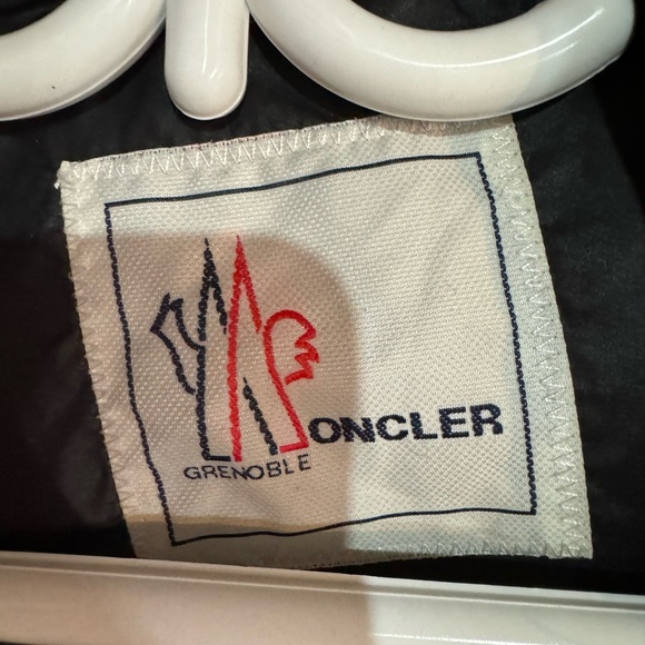 SOLD ‼️Moncler winter jacket - Picture 5 of 7